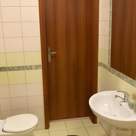 - Aktywny Wypoczynek Międzylesie